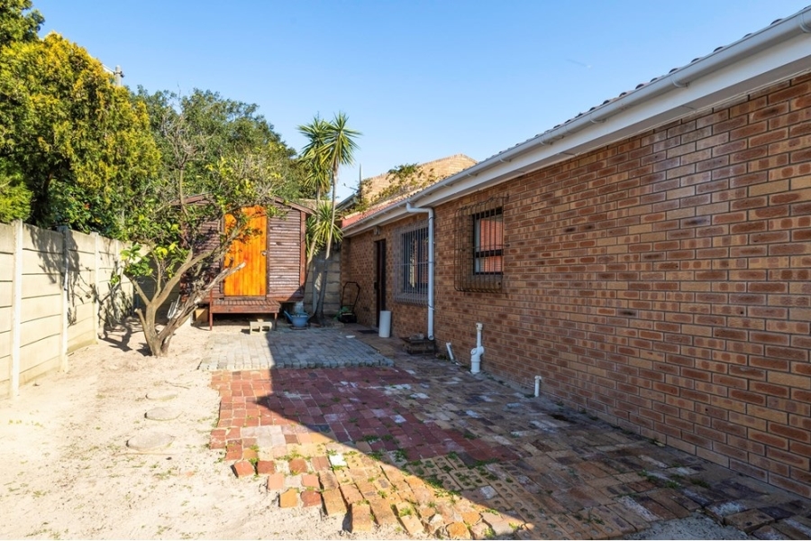 3 Bedroom Property for Sale in Ruwari Western Cape